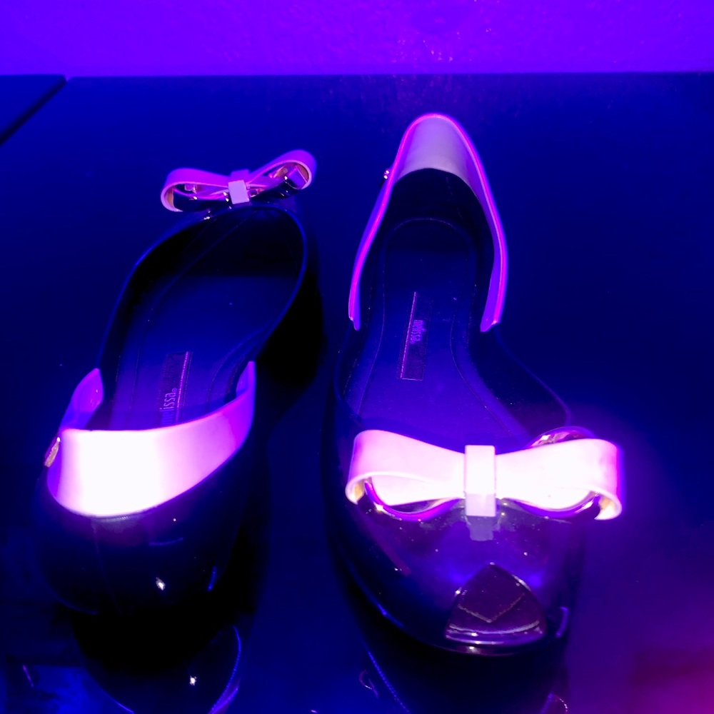 Very cute go out ballerinas for you!